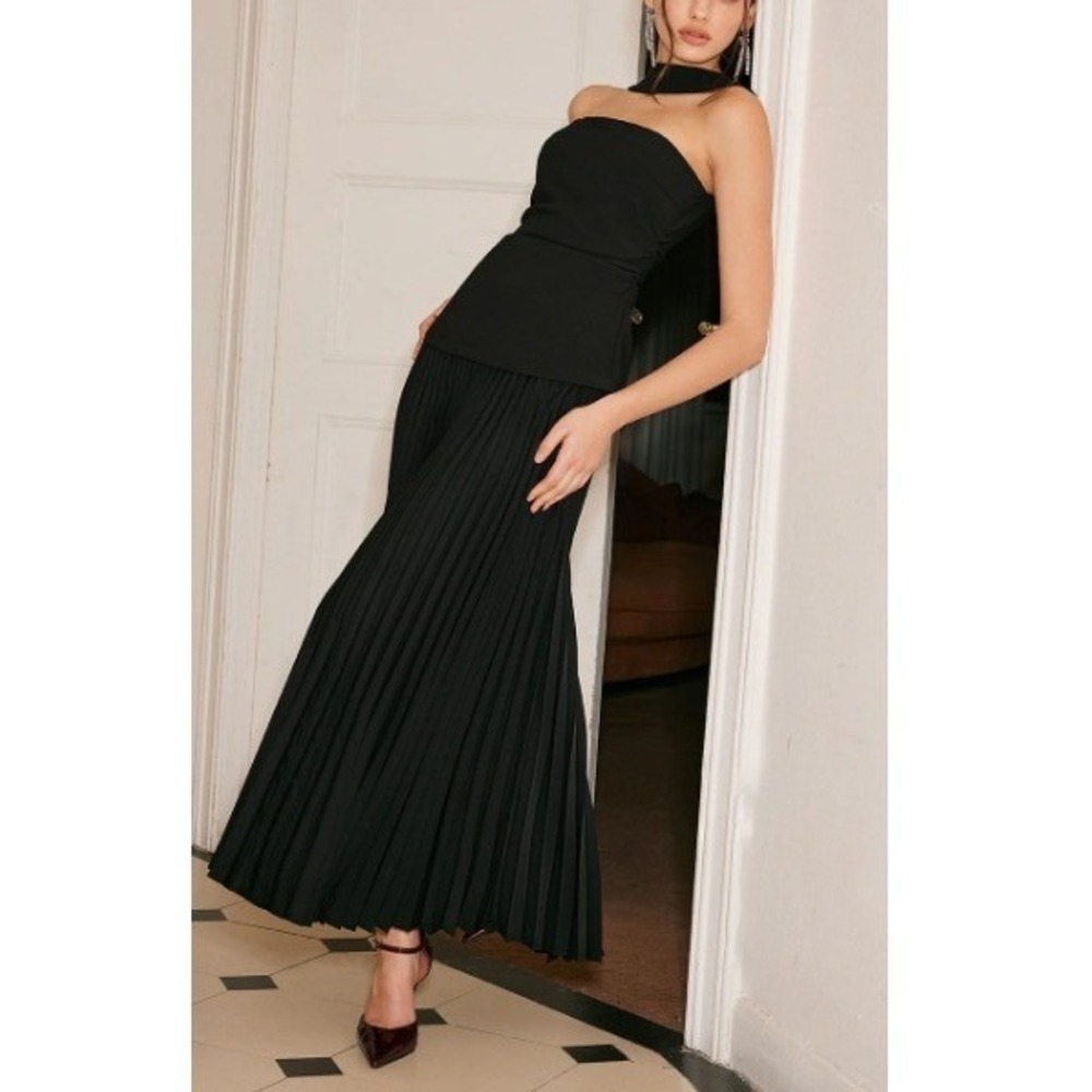 Commense Women's Black Strapless‎ Choker Design Pleated Panel Dress Size L NWT - Picture 4 of 9